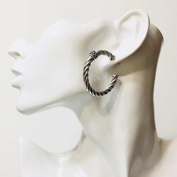 David Yurman Cable Classics Diamond Hoop Earrings - Picture 5 of 8